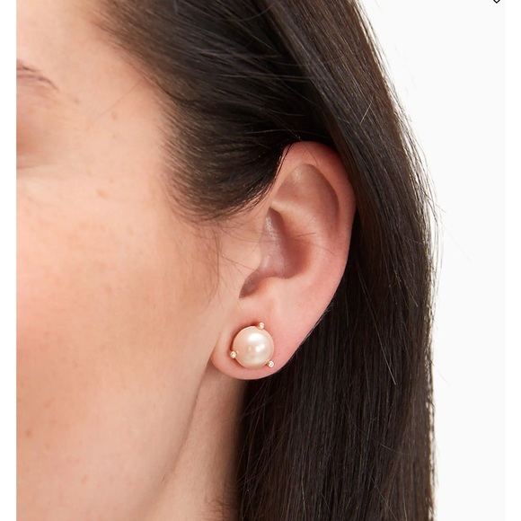 KATE SPADE Pearl Earrings Blush Rise And Shine Pearl CZ Studs NWT - Picture 3 of 9